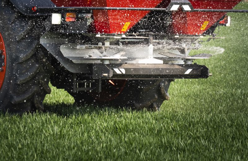 Lawn Topdressing in Ventura County, CA